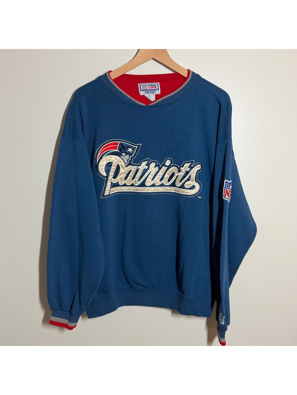 Vintage NE Patriots Starter Pro Line Sweatshirt Men’s Large NFL Blue Embroidered